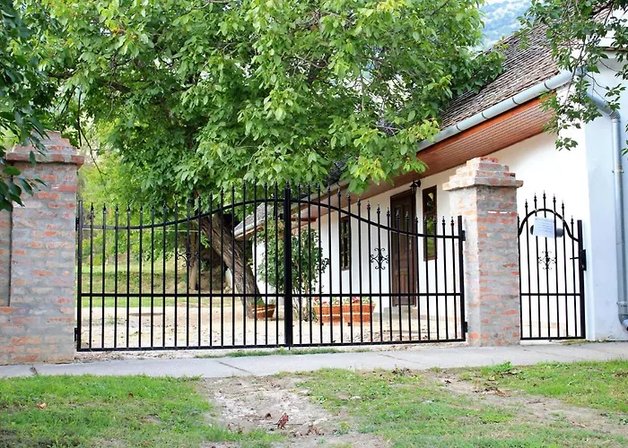 Retro Vendeghaz Semesterbostad