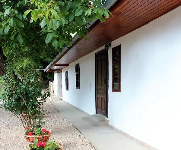 Retro Vendeghaz Nagyharsány